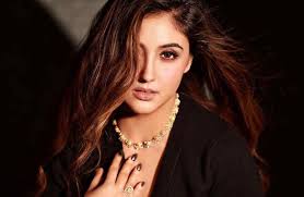 Ashnoor Kaur Biography Ashnoor Kaur Biography in hindi